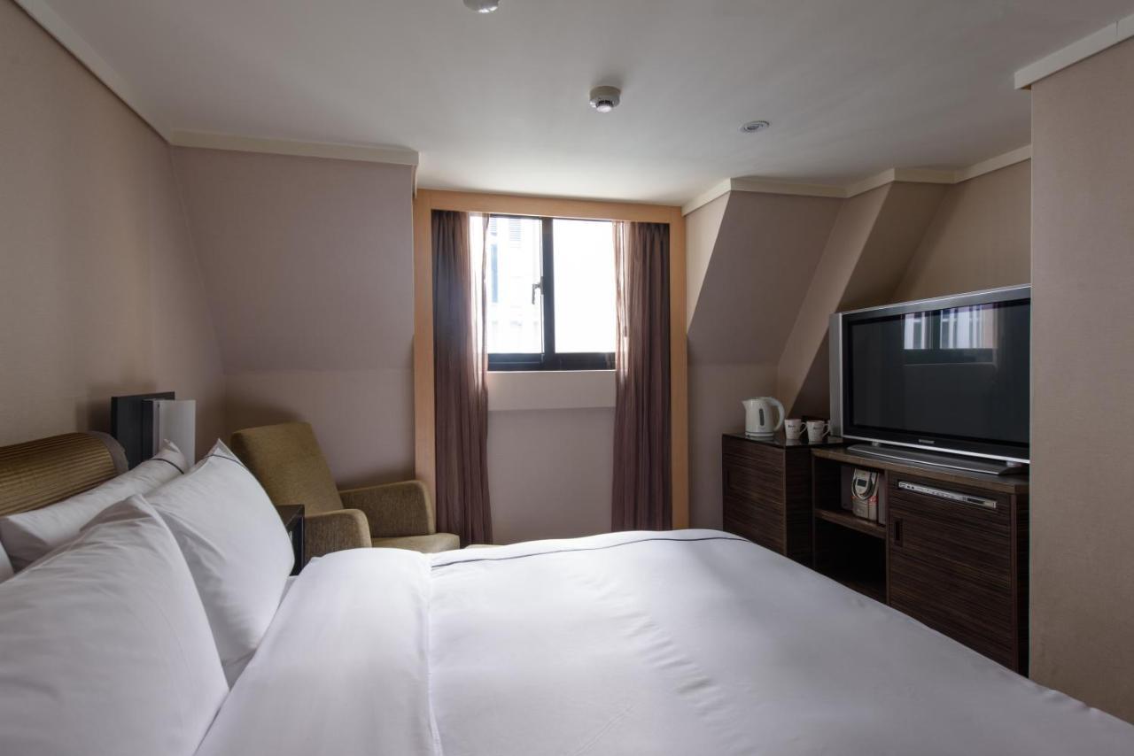 เค โฮเต็ล ไทเป Hotel ภายนอก รูปภาพ